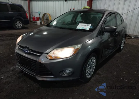 2012 Ford Focus Se из США, поврежденный, VIN 1FAHP3F21CL408430